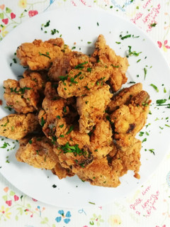 Foto de Asas de frango crocantes