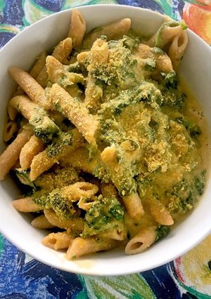 Una foto de Pasta en salsa de calabaza butternut