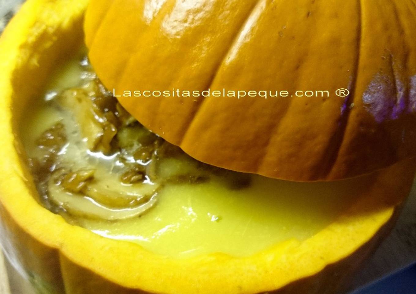 Crema de calabaza con jengibre y champiñones portobelo al jerez