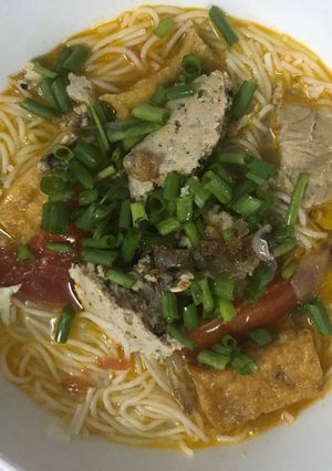 Hình của món Bún riêu cua giò heo.
