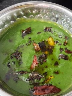 பாலக் கீரை கடையல் (Paalak keerai kadaiyal recipe in tamil) செய்முறை முக்கிய புகைப்படம்