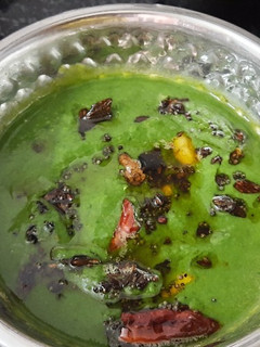 பாலக் கீரை கடையல் (Paalak keerai kadaiyal recipe in tamil) செய்முறை முக்கிய புகைப்படம்
