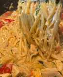 Паста з черрі, фетою та куркою🍜