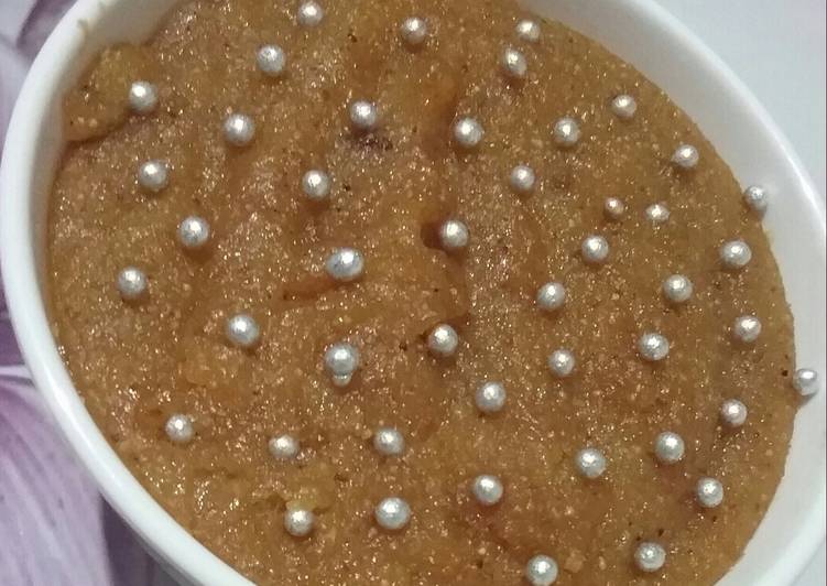 Suji and besan ka halwa