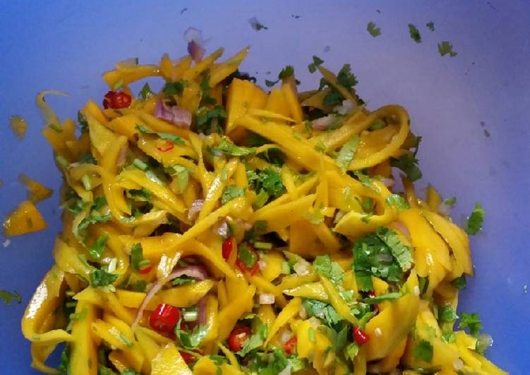 Salad mangga ala thai