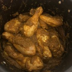 A picture of Chicken curry.