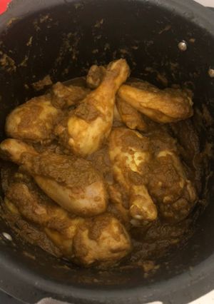 A picture of Chicken curry.