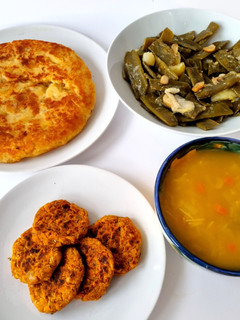 Una foto de 4 recetas veganas de aprovechamiento