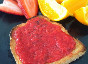 Una foto de Mermelada de frutillas con stevia