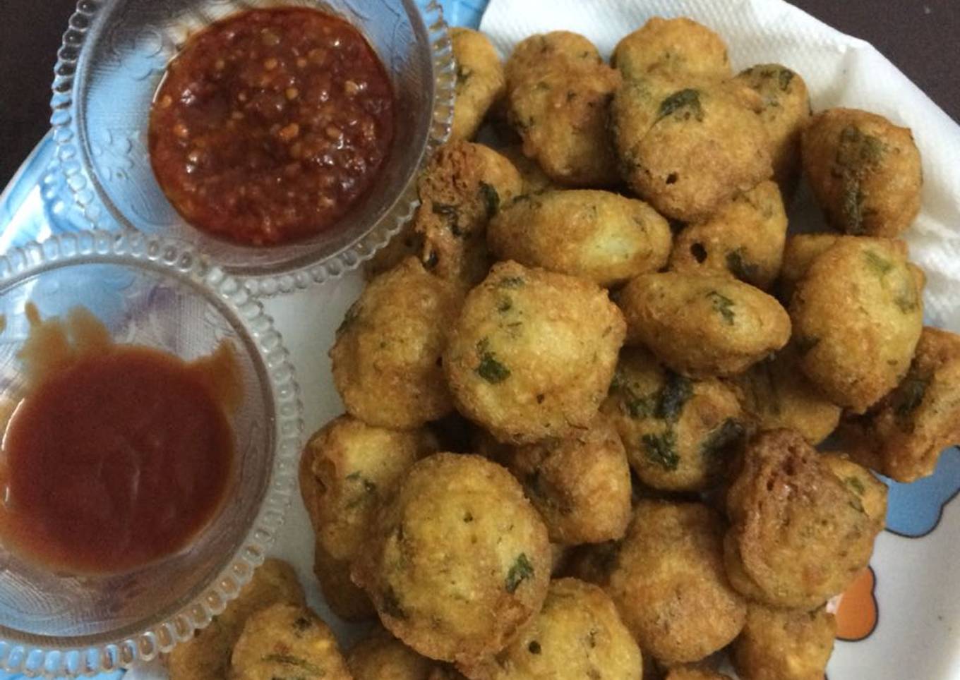 Urad moong dal ke pakode