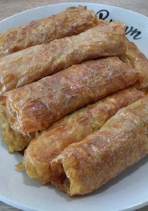 A picture of 腐竹烧卷 Beancurd Hot Roll.