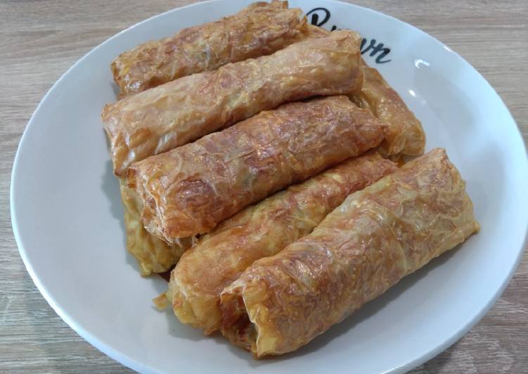 Step-by-Step Guide to Make Appetizing 腐竹烧卷 Beancurd Hot Roll