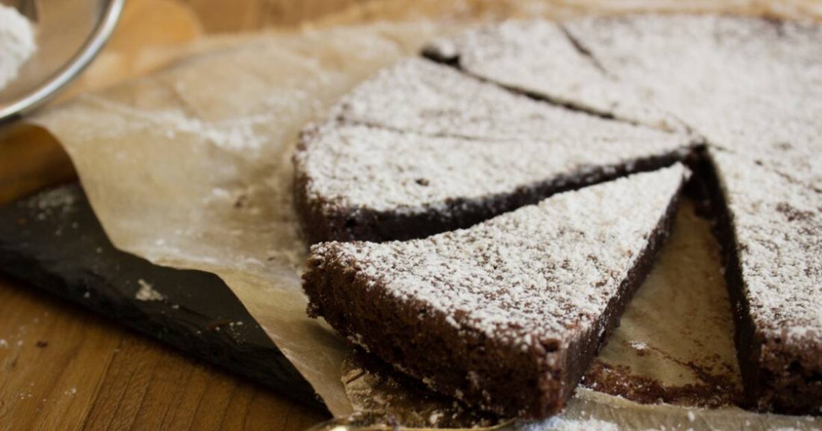 Kladdkaka - schwedischer Schokoladenkuchen Rezept von Muffinville - Cookpad