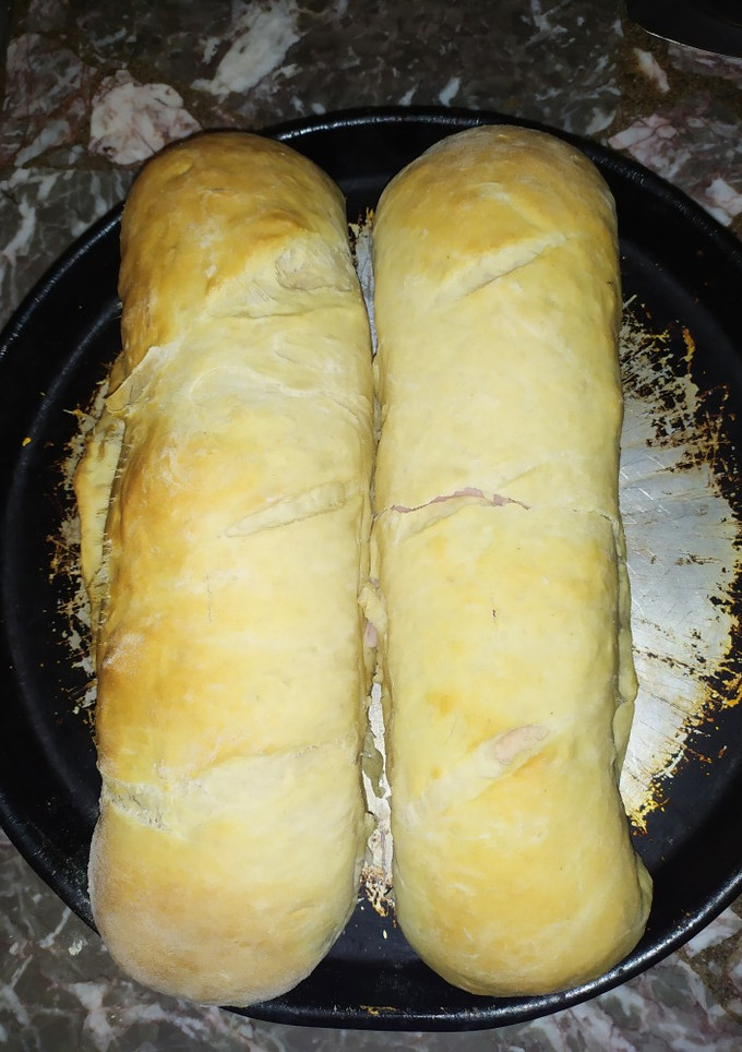 Una foto de Pan casero relleno🥖