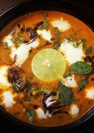 મોગલાઈ દાળ (Mughlai Dal Recipe in Gujarati) રેસીપી મુખ્ય ફોટો