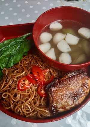 Gambar Yee Mee New Year 🎉🎊