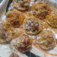 Sev puri #CookPadRamadan A picture of Sev puri #CookPadRamadan.