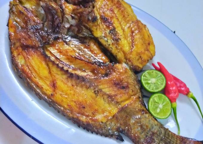 Ikan Bakar Gurame