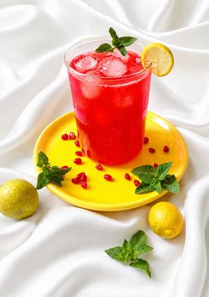 عکسی از دستور آب زرشک خونگی