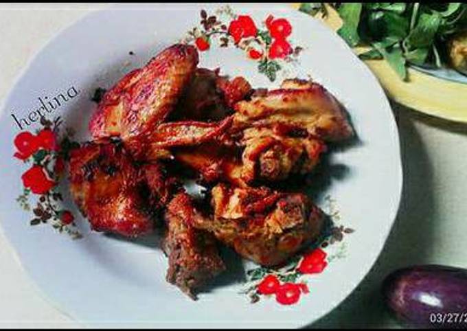 Bagaimana cara membuat Ayam bumbu wangi ala dapur ku dijamin menggugah selera