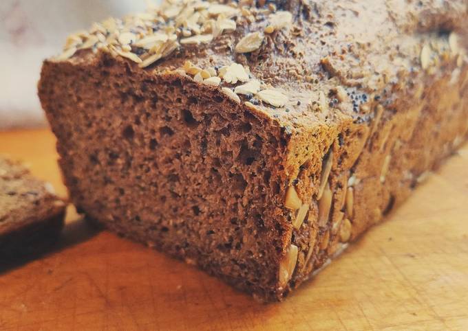 Ricetta Pane semiintegrale in cassetta con grano saraceno di Daniela  Innamorati - Cookpad