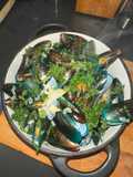 Moules Marinieres - Mussels cooked in White Wine - WOOOWWWWEEEEEE :)