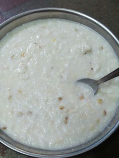 பச்சரிசி பூண்டு கஞ்சி (Pacharisi poondu kanji recipe in tamil) செய்முறை முக்கிய புகைப்படம்