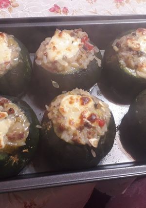 Una foto de Zapallitos rellenos livianos❤