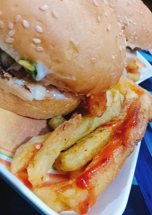 A picture of 🍔STREET STYLE BUN KABAB 🍔.