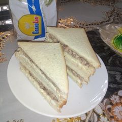 A picture of Simple sandwich.