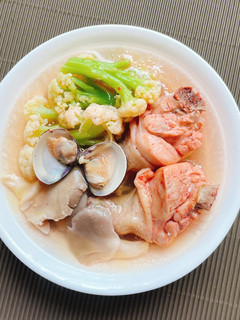 紅麴雞肉花菜湯 的食譜成品照片