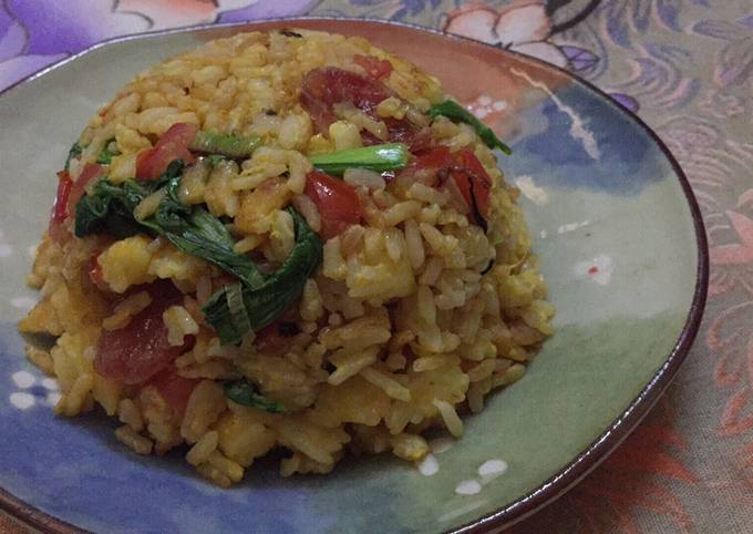 Cách Làm Món Cơm chiên trứng của Nguyễn Phương - Cookpad