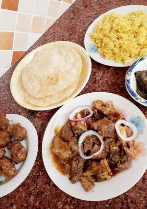 A picture of Tikka boti with pori.