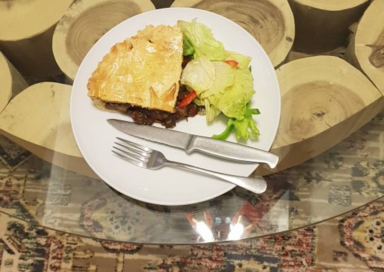 My Daughter love Holiday Lamb pie