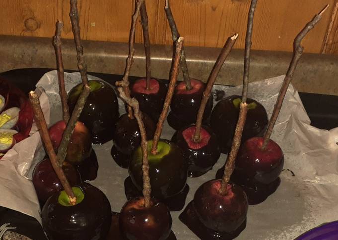 Caramel apples