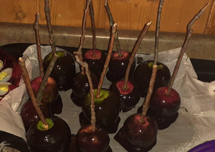 Simple Way to Make Quick Caramel apples