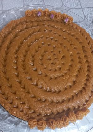 عکسی از دستور تزیین ساده ی حلوا آرد گندم