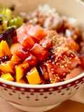 Poke Bowl Cá Hồi & Xoài Sốt Tương Gochujang
