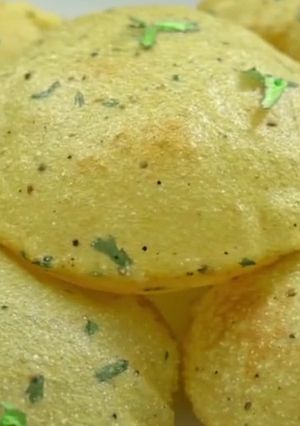 A picture of Masala Poori.