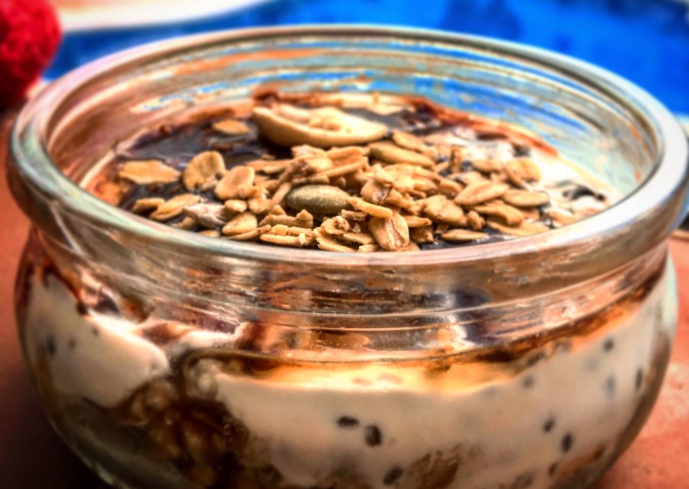 Pudding de yogur griego, chia y muesli