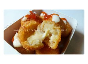 Foto resep Pompom potatoes cheesy quickmelt balut tepung roti