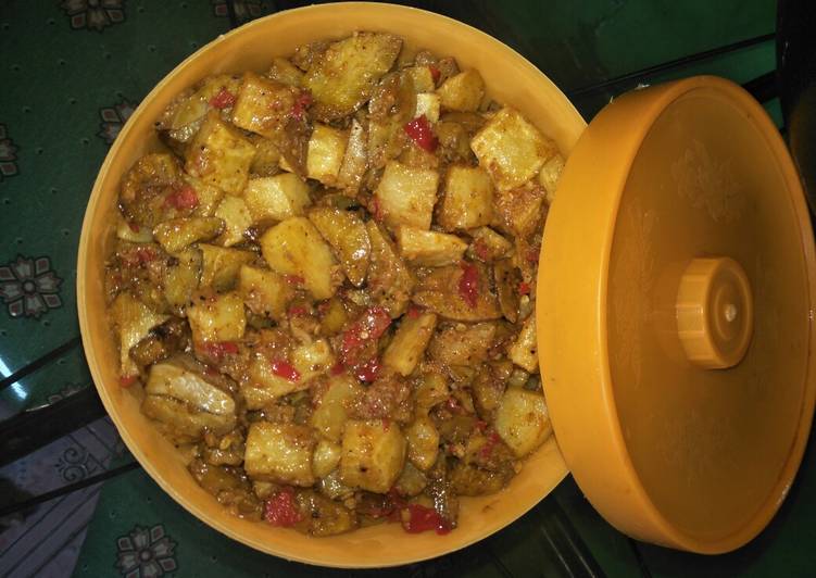 Balado jengkol dan kentang