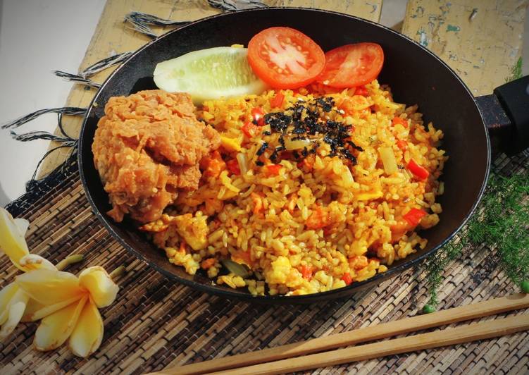 Nasi Goreng Kuning