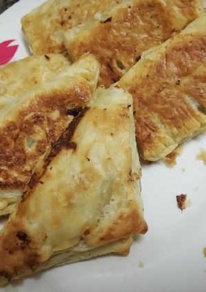 A picture of Puff pastry no oven.