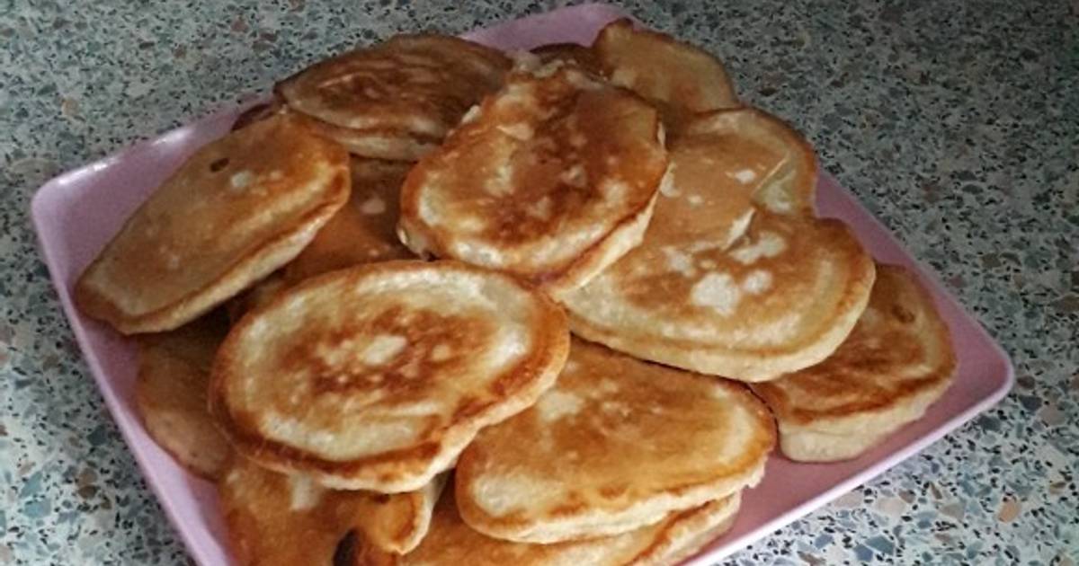 Оладьи на дрожжах и воде. Оладьи на дрожжах и воде без яиц. Оладьи на воде и живых дрожжах. Оладьи тонкие.