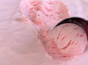 Foto de Gelado caseiro de morango