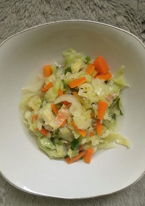 Foto resep Tumis wortel dan kol bunda thifa