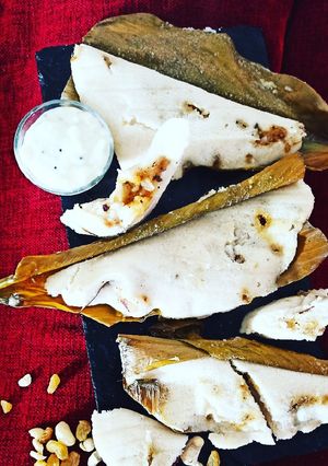 A picture of Turmeric leaves Pitha.