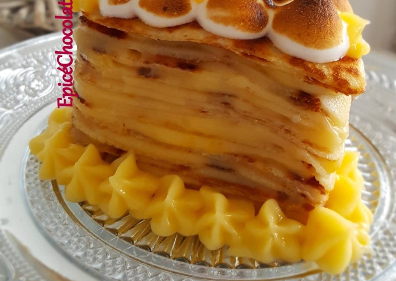 Mille-feuille de crêpes au citron meringué