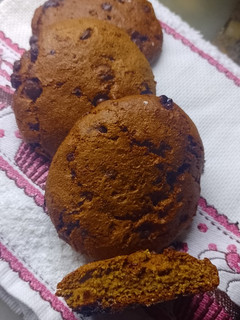 Una foto de Galletitas de harina de garbanzo con chips 🍫🍪
